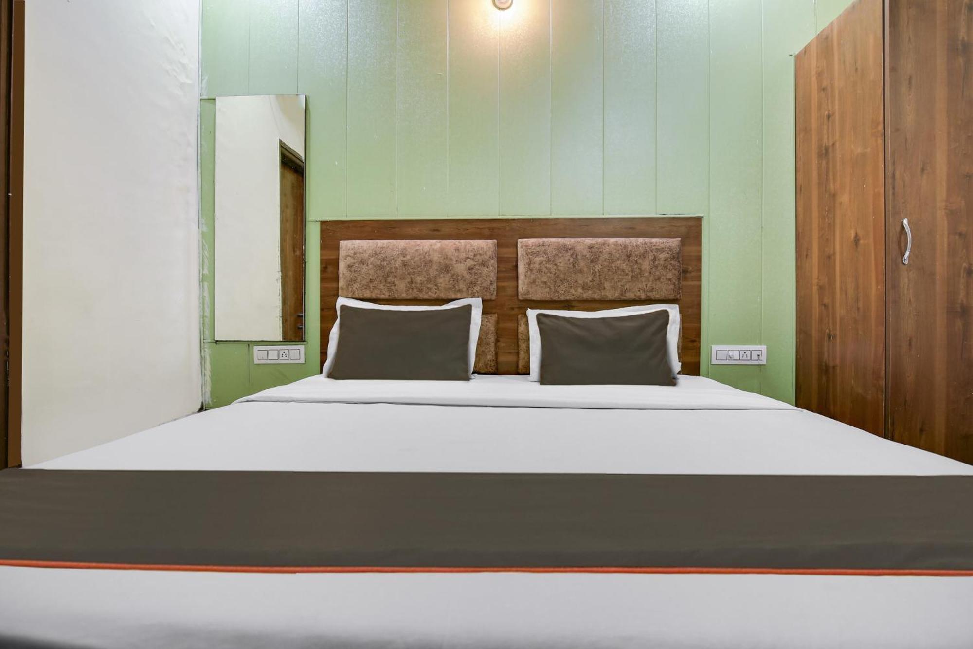 Hotel O Bell Hotel Nayagaon Eksteriør billede